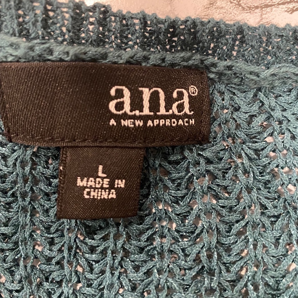 Ana sweater